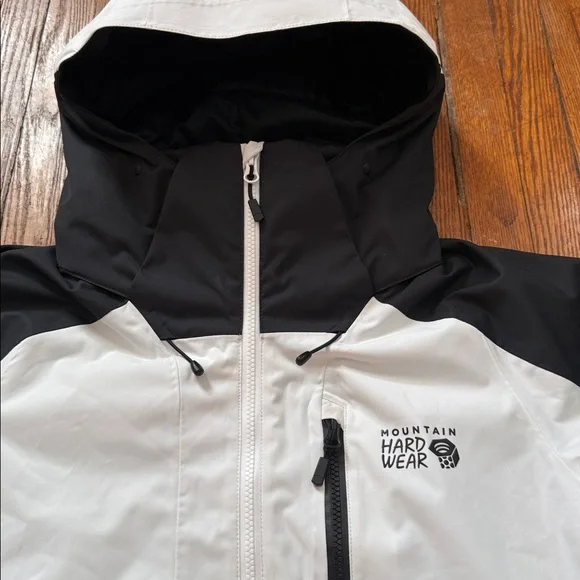 Mountain Hardwear Shell Jacket - Picture 2 of 15